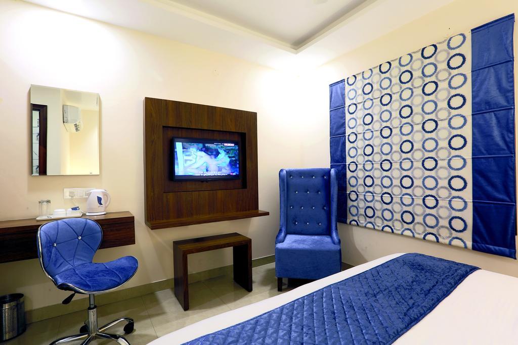 Hotel Rk Grande Лудхиана Номер фото